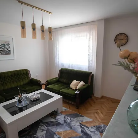 Apartment Apartman Riva *